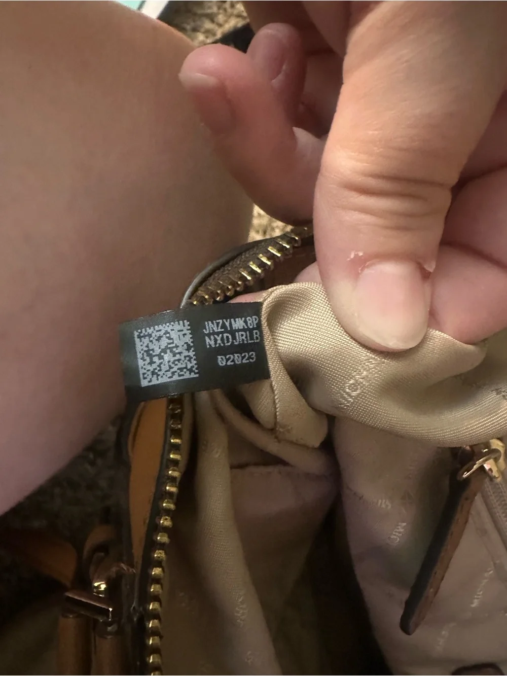 Michael Kors Charlotte Large Tote in Brown signature coated canvas